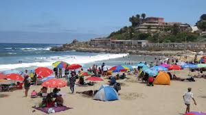 What are the best beaches near Valparaíso