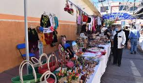 How do I find local artisan markets in Valparaíso